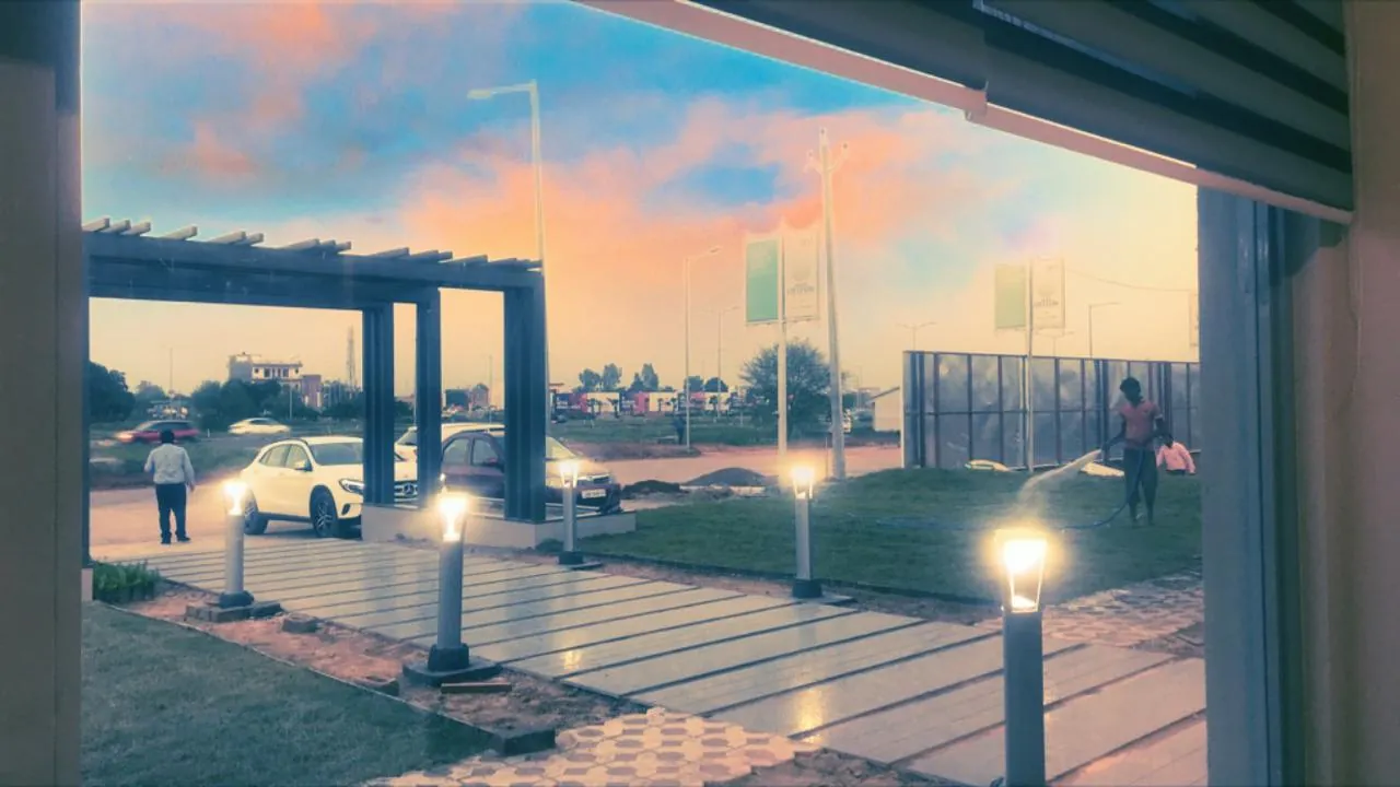 Mohali City Centre, Airport Road, Mohali - project view 4