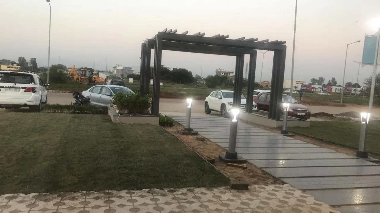 Mohali City Centre, Airport Road, Mohali - project view 5